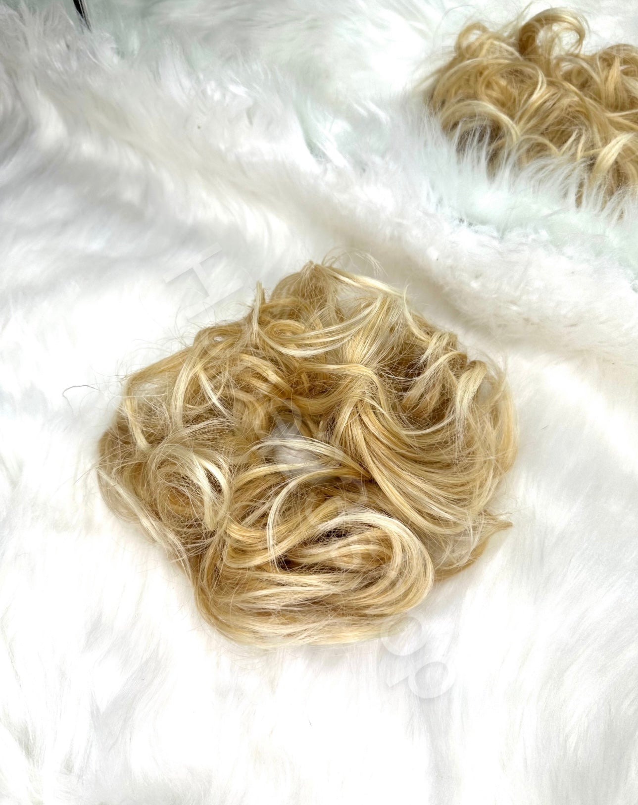 Codino chignon riccio